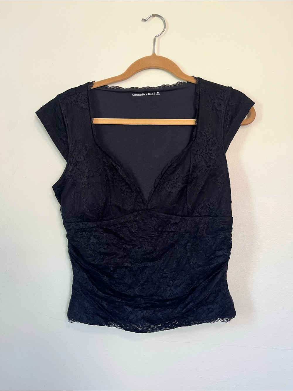 Abercrombie & Fitch Black Lace V-Neck Cap Sleeve Top. Built in bra.
